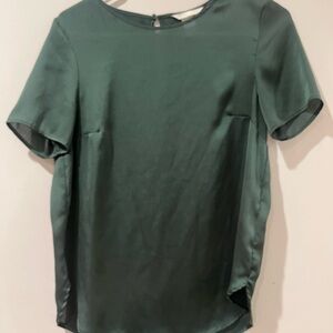 3/$15 H&M Textured Satin Green Short Sleeve Blouse Size 8